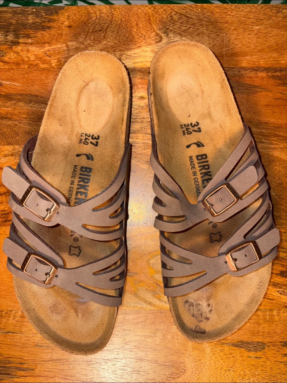 Birkenstock Granada Brown Birko-Flor Sandals Women’s 6